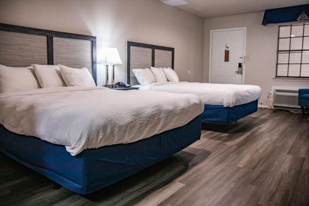 Motel Salt Creek